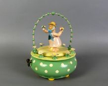 Spieluhr, Holz, WENDT u. KÜHN, Kinder im Reigen, Dm. ca. 13 cm, läuft