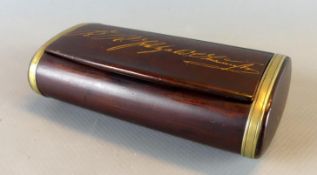 Holzdose, mit Messingeinfassung, oval, datiert 1877, mit Gravur im Deckel,