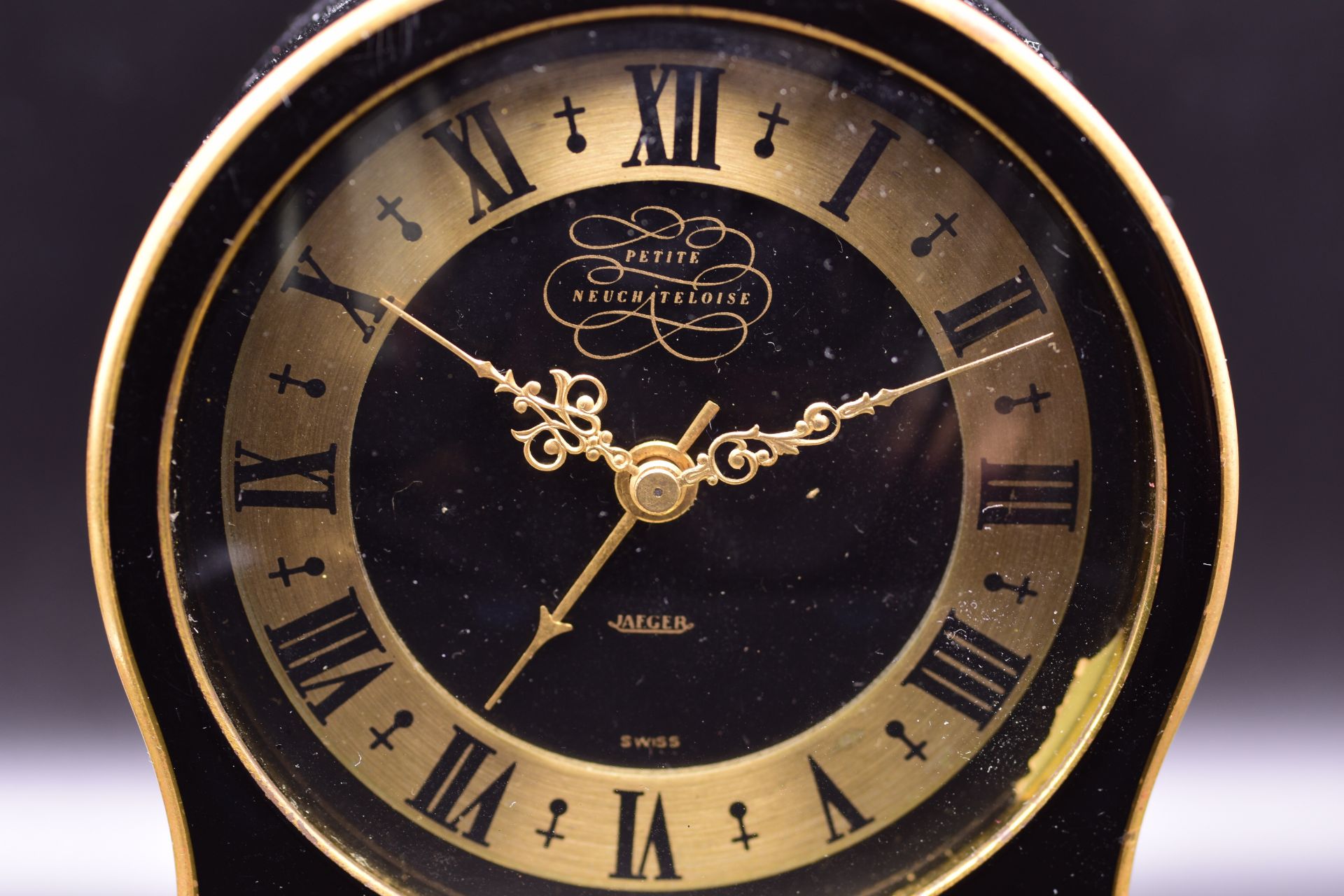 Jaeger "Petite Neuchâteloise" Musical Alarm Table Clock Swiss Black Enamel and Gilt-Decorated - Image 5 of 6