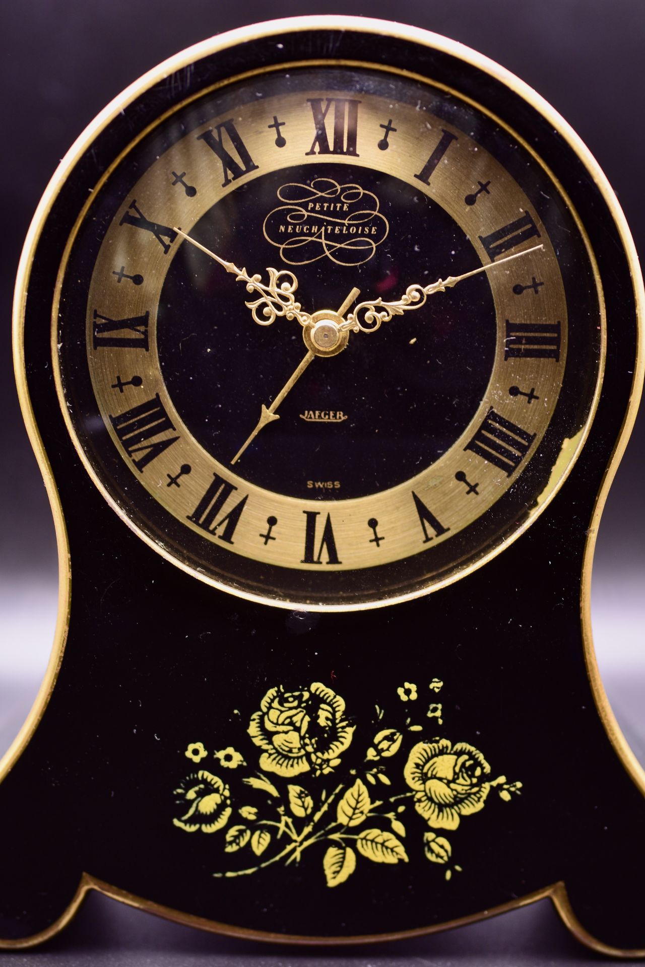 Jaeger "Petite Neuchâteloise" Musical Alarm Table Clock Swiss Black Enamel and Gilt-Decorated - Image 4 of 6