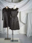 Nina Ricci, collection Haute Couture, circa 1958/1960. Ensemble de cérémonie en soie no...