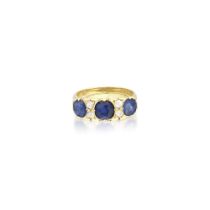 SAPPHIRE AND DIAMOND RING, CIRCA 1900