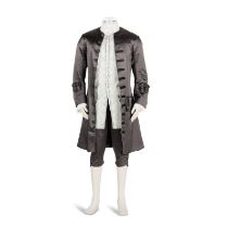 Jamie's Parisian formal daywear Season 2, Episode 4, 'La Dame Blanche' 5