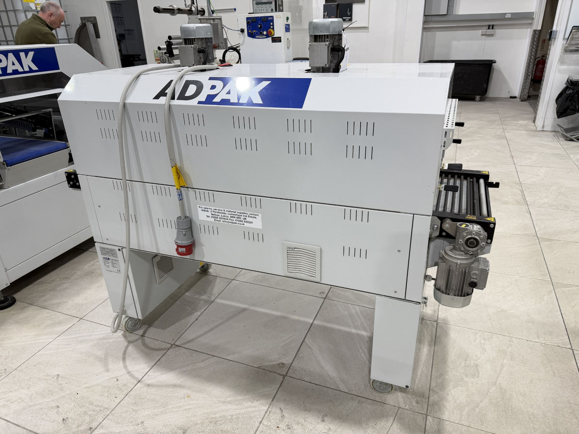 (2019) ADPAK smipak T452 Shrink Wrapping Tunnel (Serial Number: 11811A)