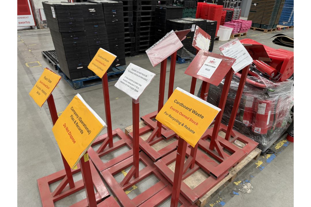 Pallet 6 x Floor Standing Sign Holders - Image 1 of 2