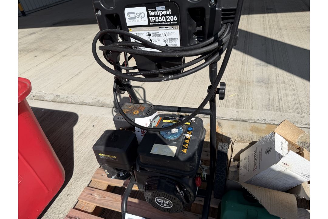 SIP Industrial Tempest TP550 / 206 Petrol Powered Pressure Washer - Image 2 of 2