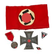 III. Reich Armbinde, Medaille 13. März 1938, Zink EK, NSF & DLV Abzeichen