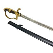 Osmanischer Offizierssäbel mit Halbmond und Stern, Zierätzungen und graviertem Händlernamen