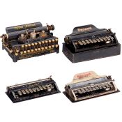 4 kleine mechanische Schreibmaschinen
