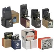 Kameras mit Original-Kartons der Zeiss-Ikon-Vorläuferfirmen