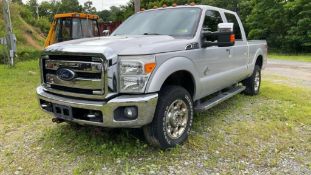 2016 Ford F-350 Lariat Crew Cab Truck