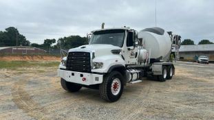 2015 Freightliner Concrete Mixing Truck