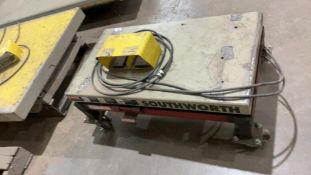 Southworth Lift Table
