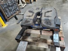Fifth Wheel Hitch.