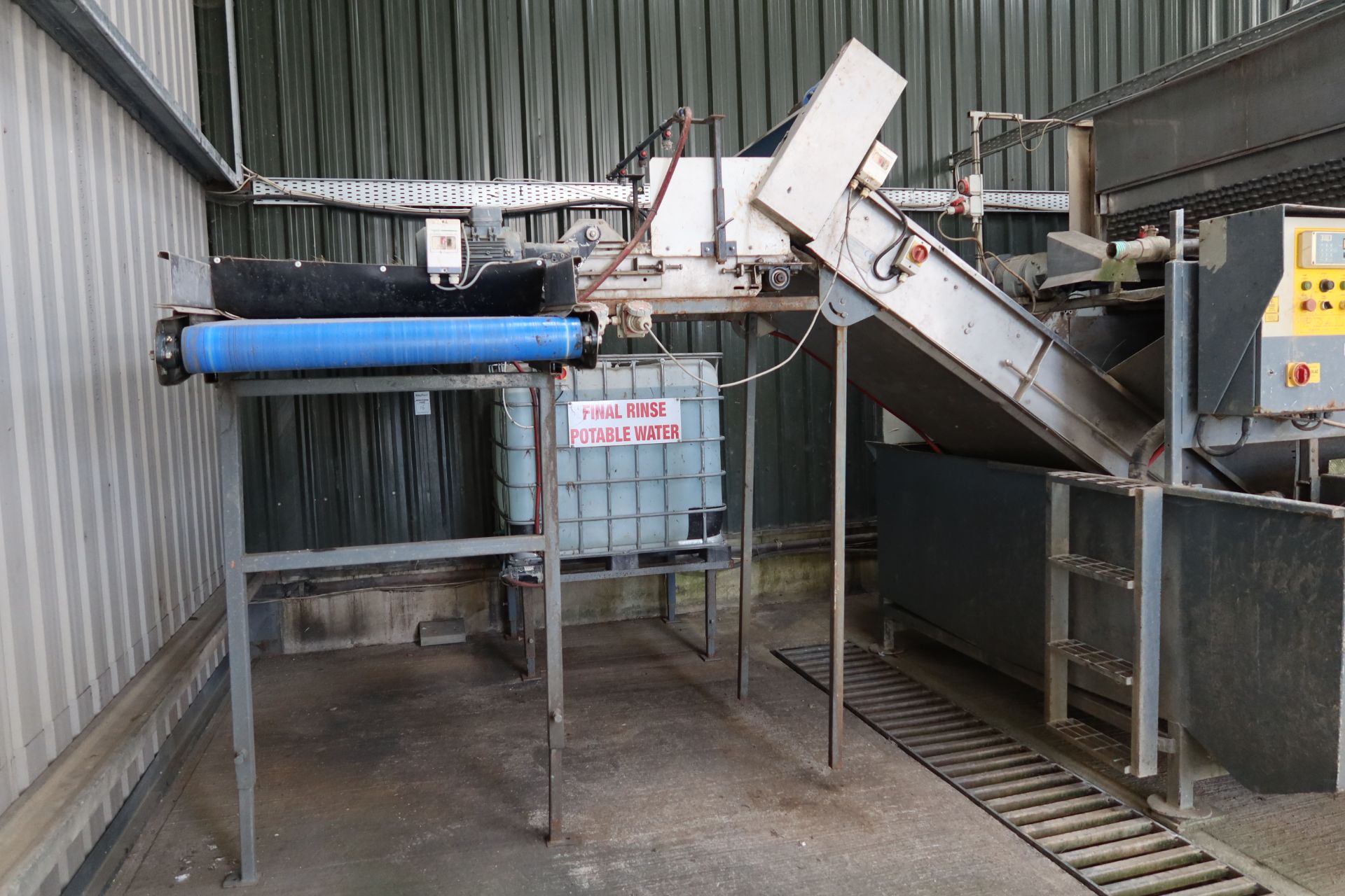Tong Peal Hydro Cooler for fruit and vegetables, with wide belt web conveyor, 2014, DC s/steel - Image 10 of 14