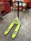 Unused 2500 kg Pallet Truck.