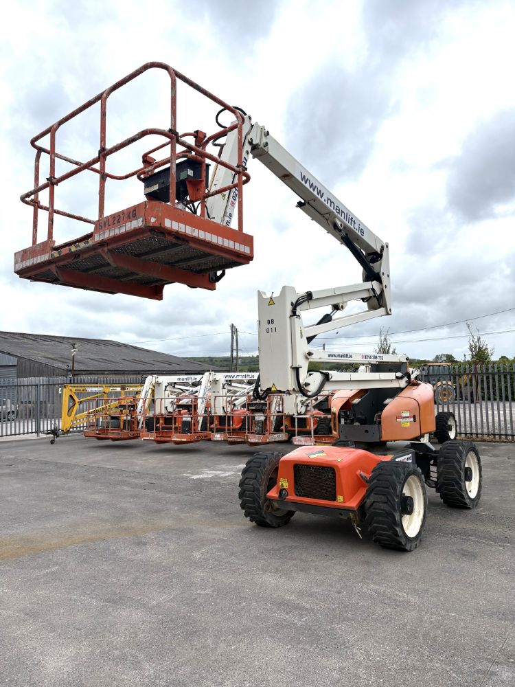 Liquidation Auction of 70+ Boom & Scissors Lifts, Forklifts, Vehicles and Equipment