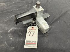 VIRUTESE HAND-HELD MEASURING DEVICE