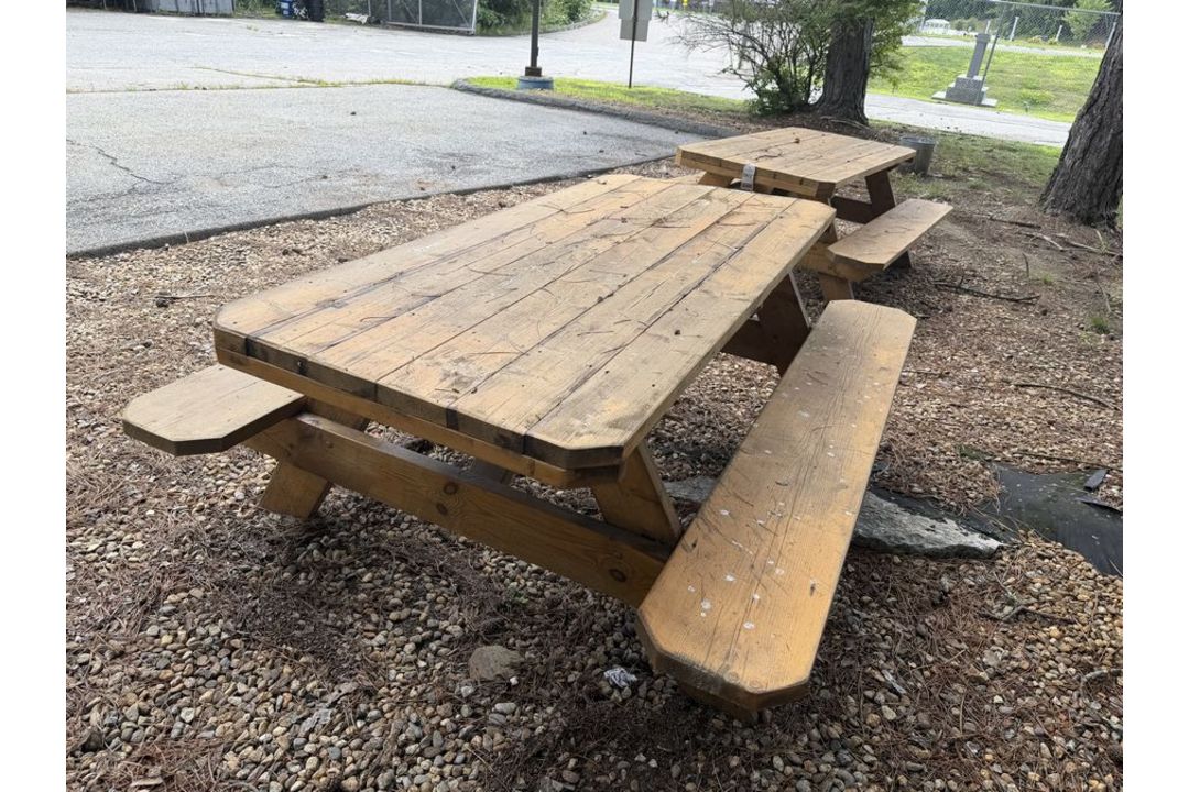 6' WOOD PICNIC TABLES