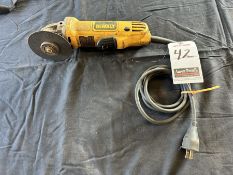 DEWALT DWE4100 ELEC. 4 1/2" ANGLE GRINDER