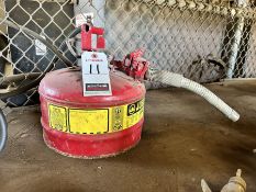 ASS'T JUSTRITE METAL GAS CANS