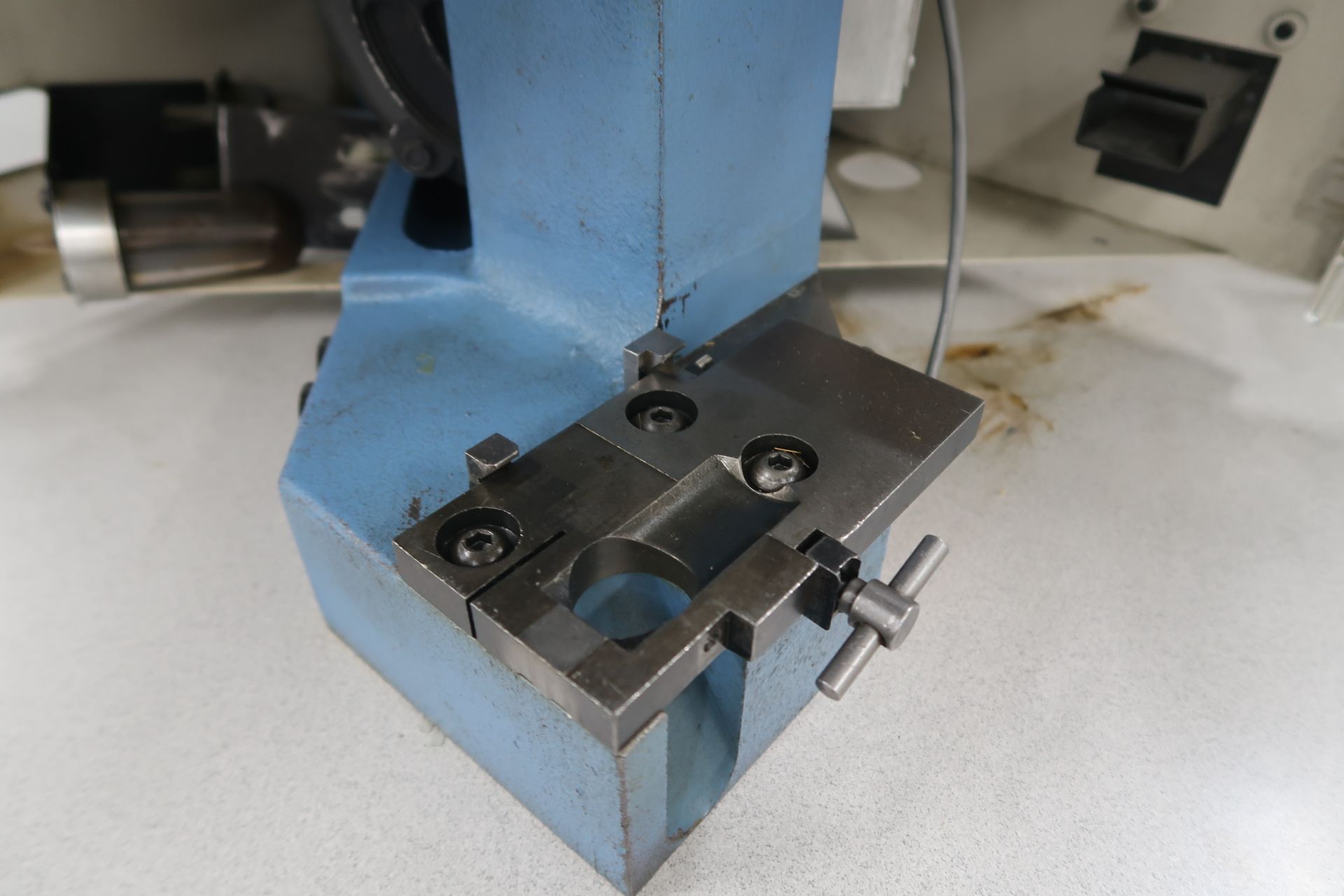 AMP O-Lectric Mod. G Terminating Crimping Machine Digital Control s/n 402090 (SOLD AS-IS - NO - Image 9 of 16