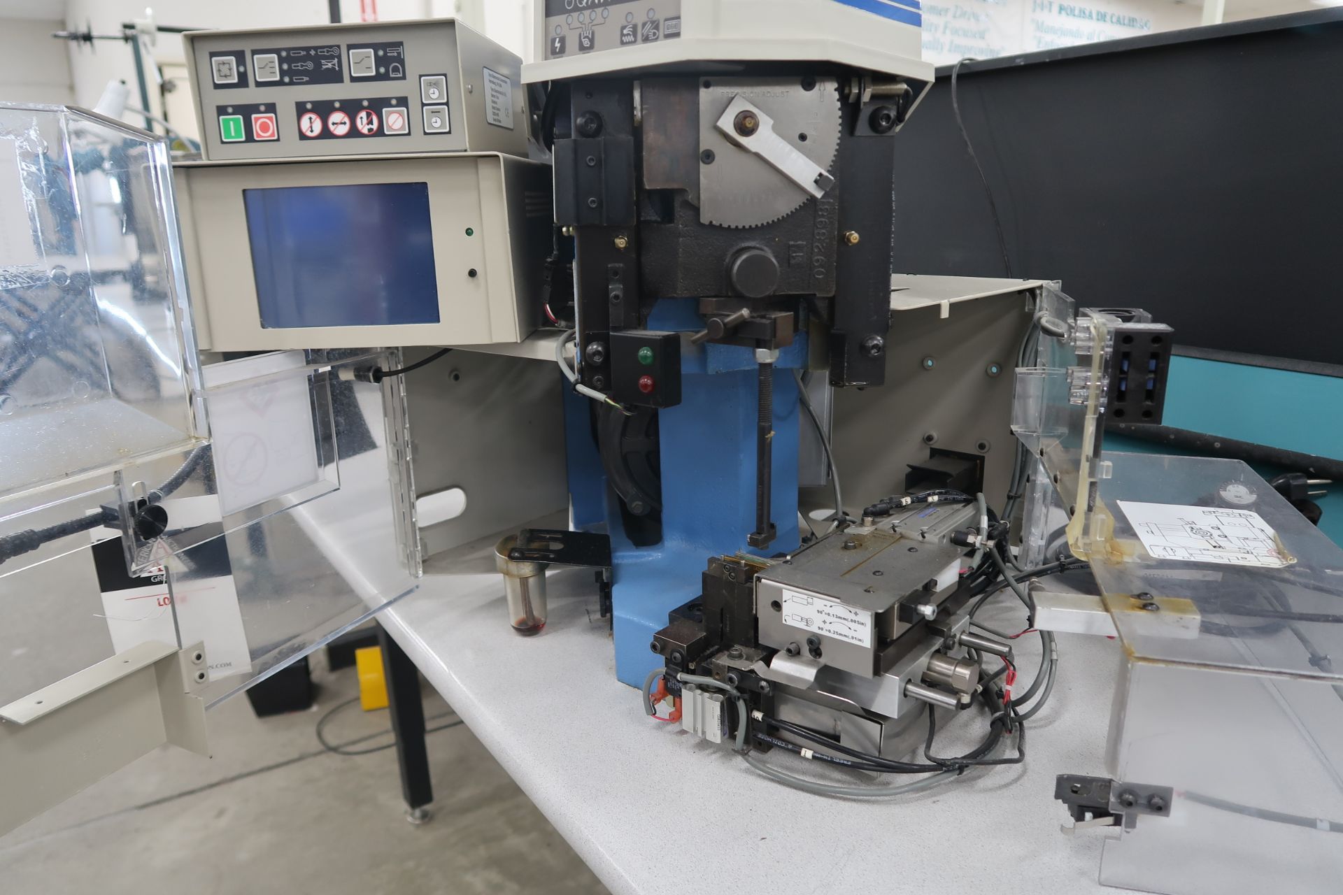 2004 AMP O-Lectric Mod. G Terminating Crimping Machine Digital Control s/n 523482 (SOLD AS-IS - NO - Image 3 of 15
