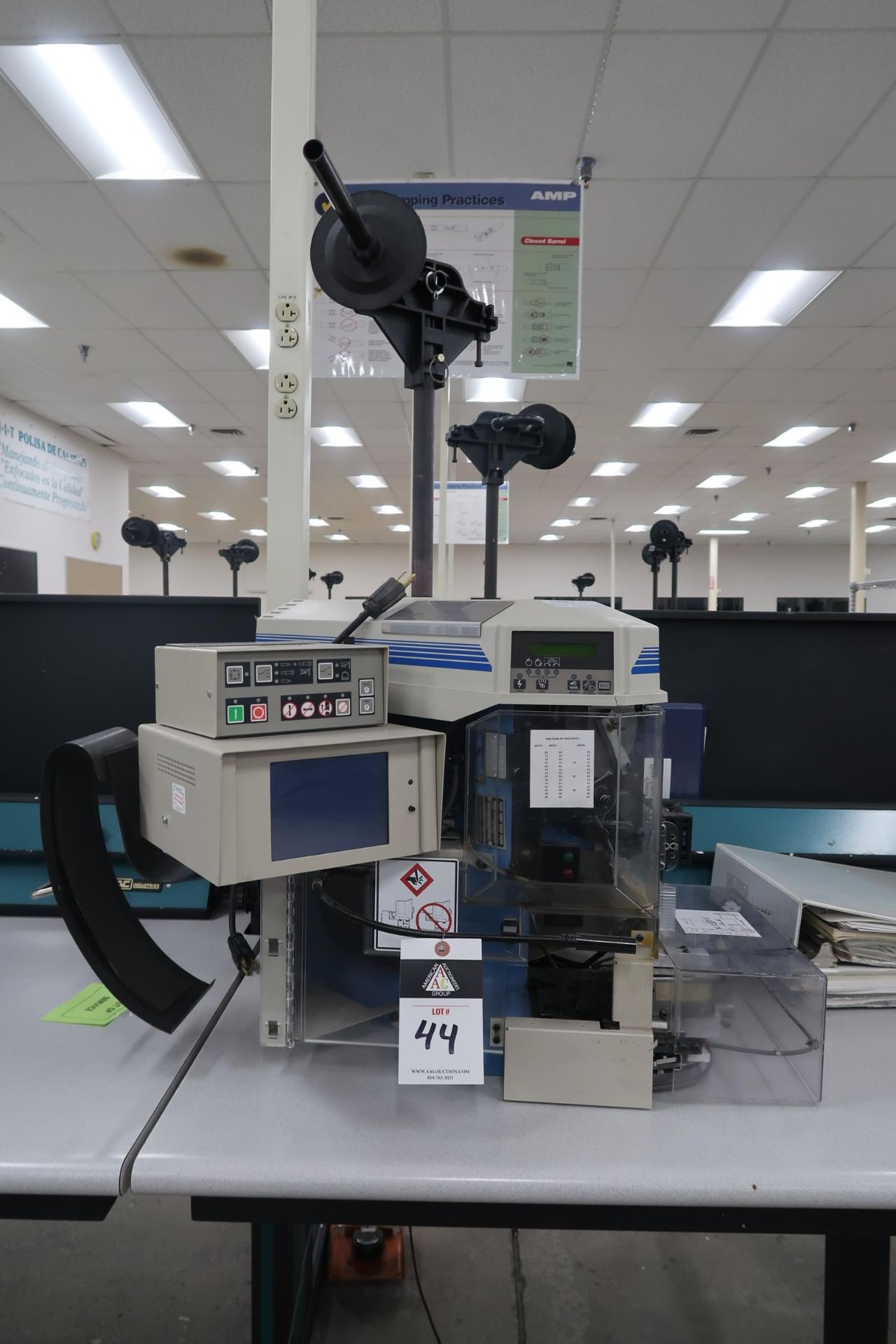 2004 AMP O-Lectric Mod. G Terminating Crimping Machine Digital Control s/n 5234814 (SOLD AS-IS -