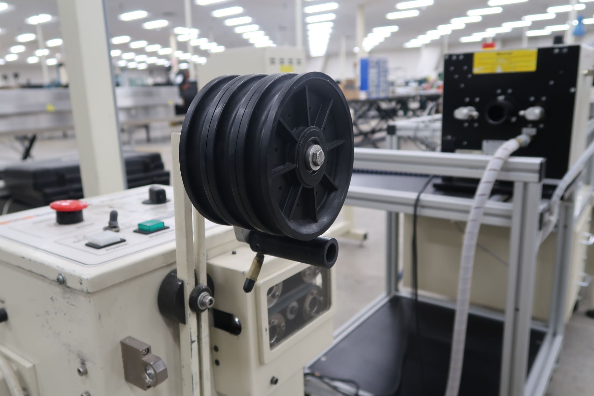 Schleuiger Universal Automatic Cutter Mod. OC3950 Schleuiger Jacket striping Machine Mod. 8300 - Image 20 of 26