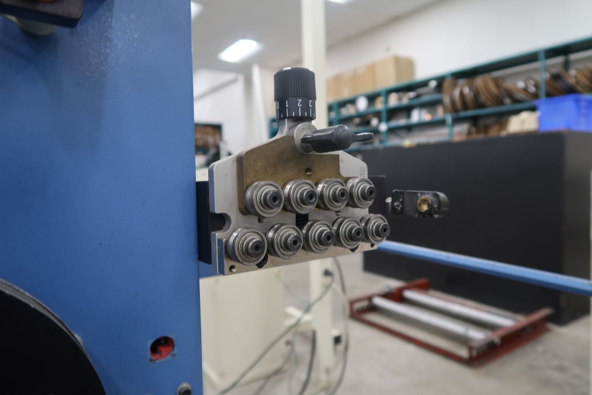 Komax 34 Wire Cut and Strip Machine S/s/n 31084 Komax 125R Feeder (SOLD AS-IS - NO WARRANTY) - Image 11 of 13