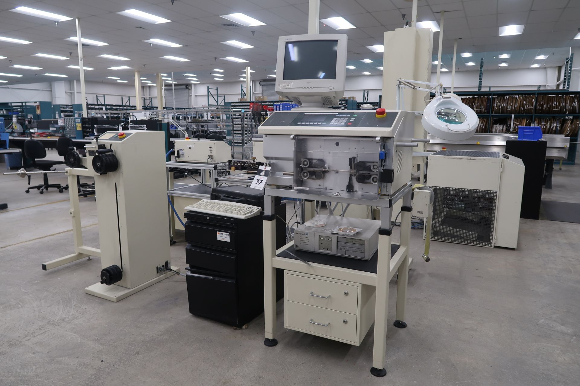 Schleuiger 9500 Power Strip w/Schleuiger PreFeeder 2200 Coil Drive (SOLD AS-IS - NO WARRANTY) - Image 2 of 23