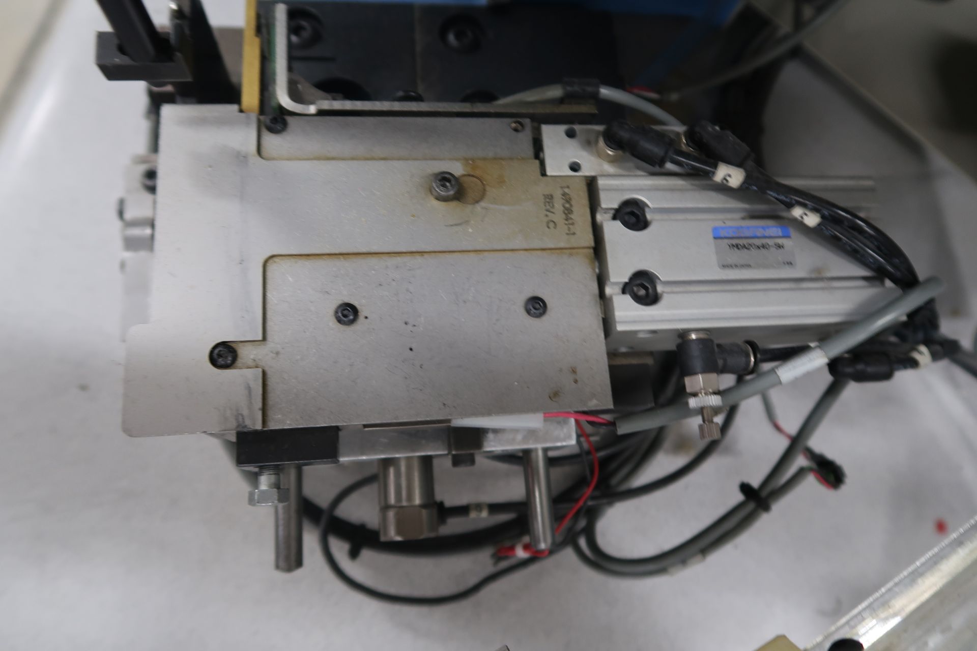 2004 AMP O-Lectric Mod. G Terminating Crimping Machine Digital Control s/n 523482 (SOLD AS-IS - NO - Image 9 of 15