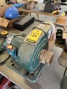 GRIZZLY MDL. G1163 1HP DUST COLLECTOR