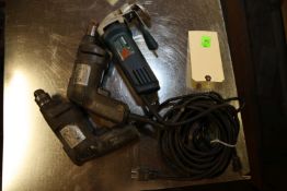 Two Black & Decker Professional 3/8" VSR hole guns, model 2600