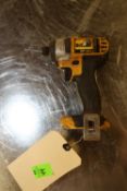 Dewalt 1/4" cordless impact driver, model DCF885, with one charger, no battery