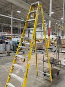 DESCRIPTION 10' FIBERGLASS LADDER. LOCATION E12 Quantity 1