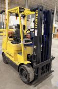 DESCRIPTION HYSTER S60XM FORKLIFT WITH TRIPLE STAGE MAST, AND SOLID CUSHION TIRES. FORKS INCLUDED. B