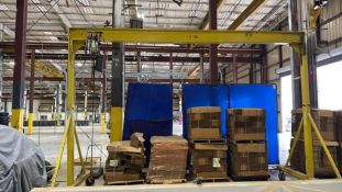 Yellow Gamtry Crane WITH 2-TON COFFING HOIST