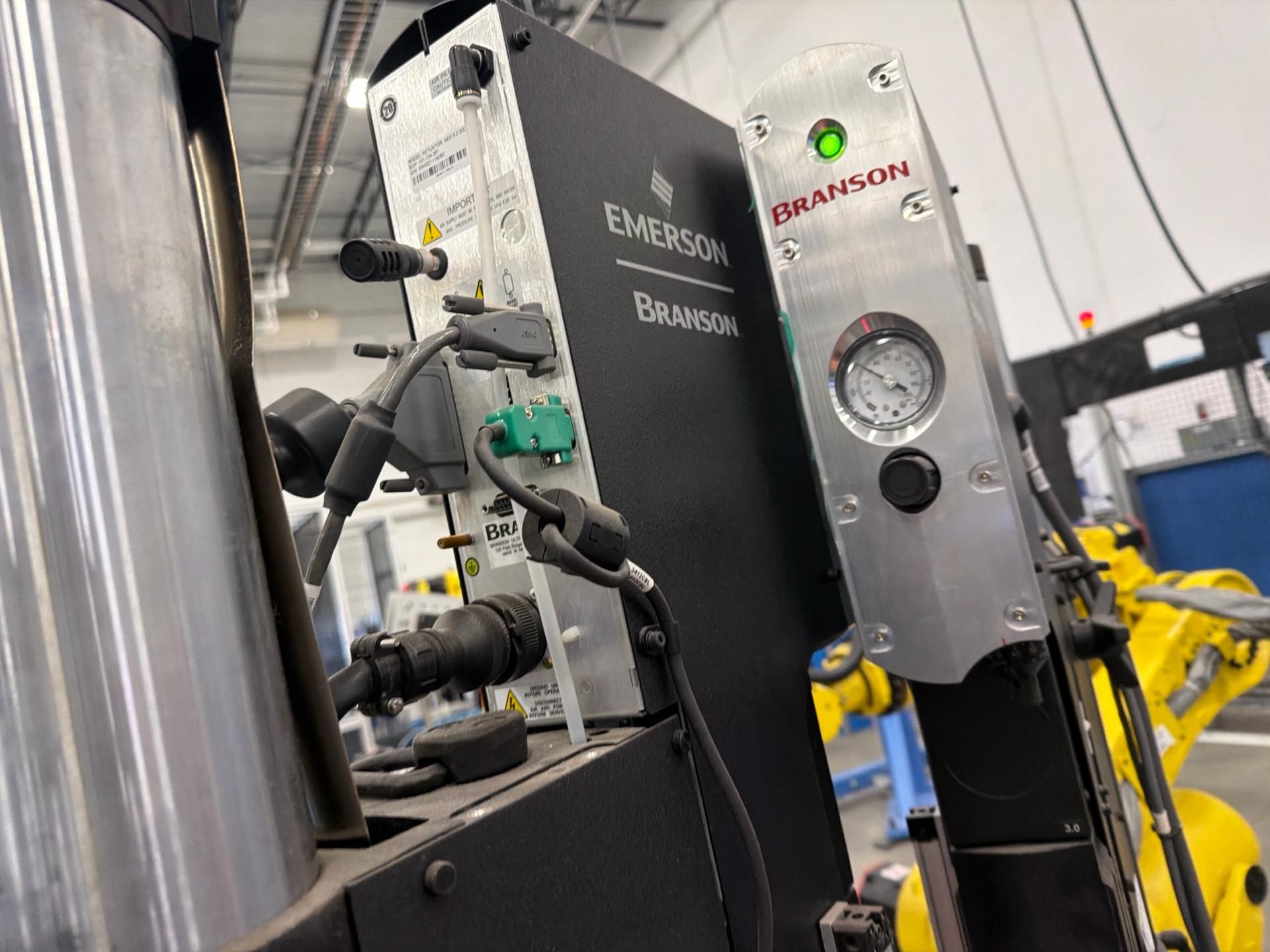 Emerson Branson ultrasonic welding system; Model Line: 2000X Function ...