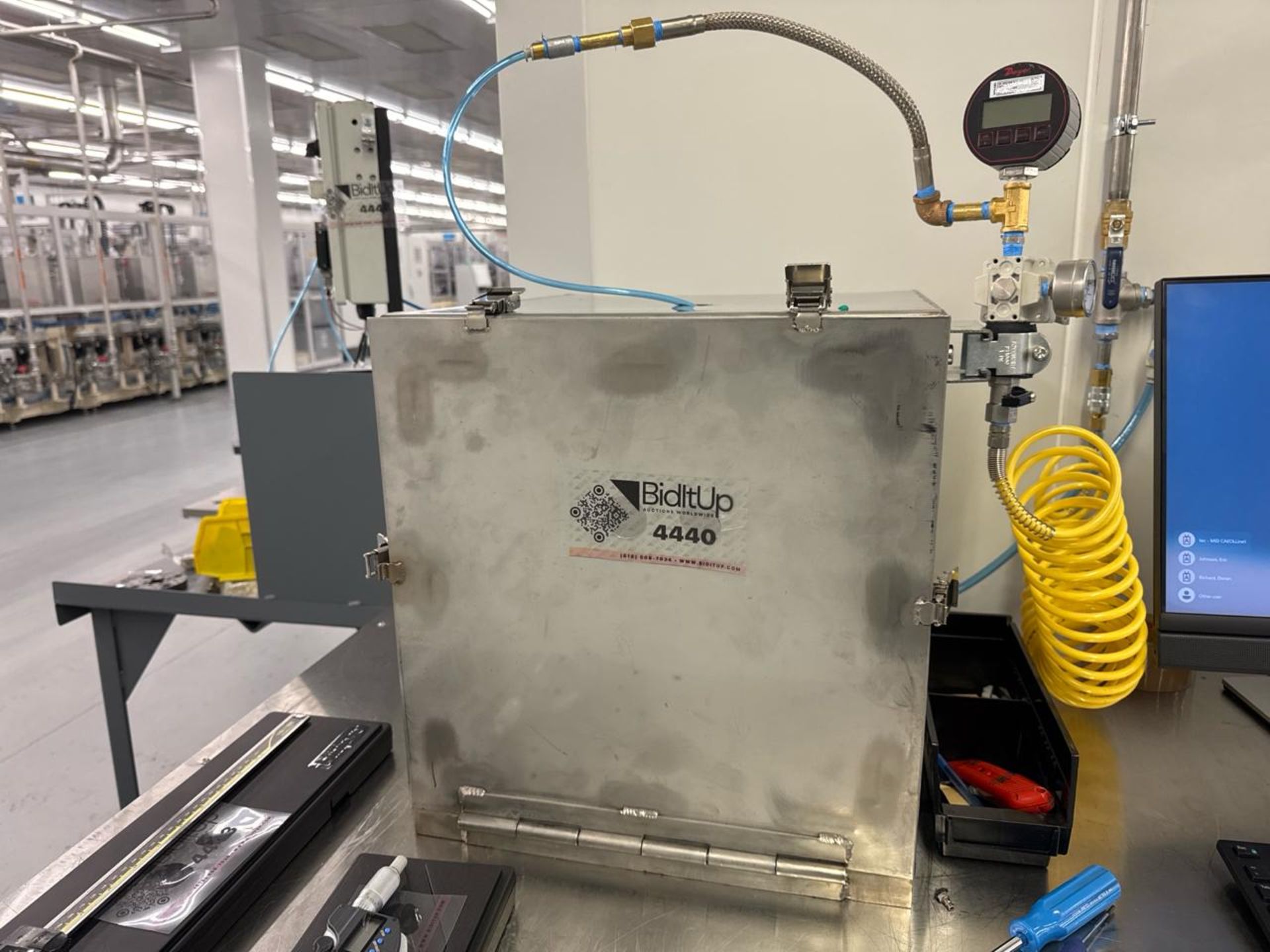 Stainless steel pressure box