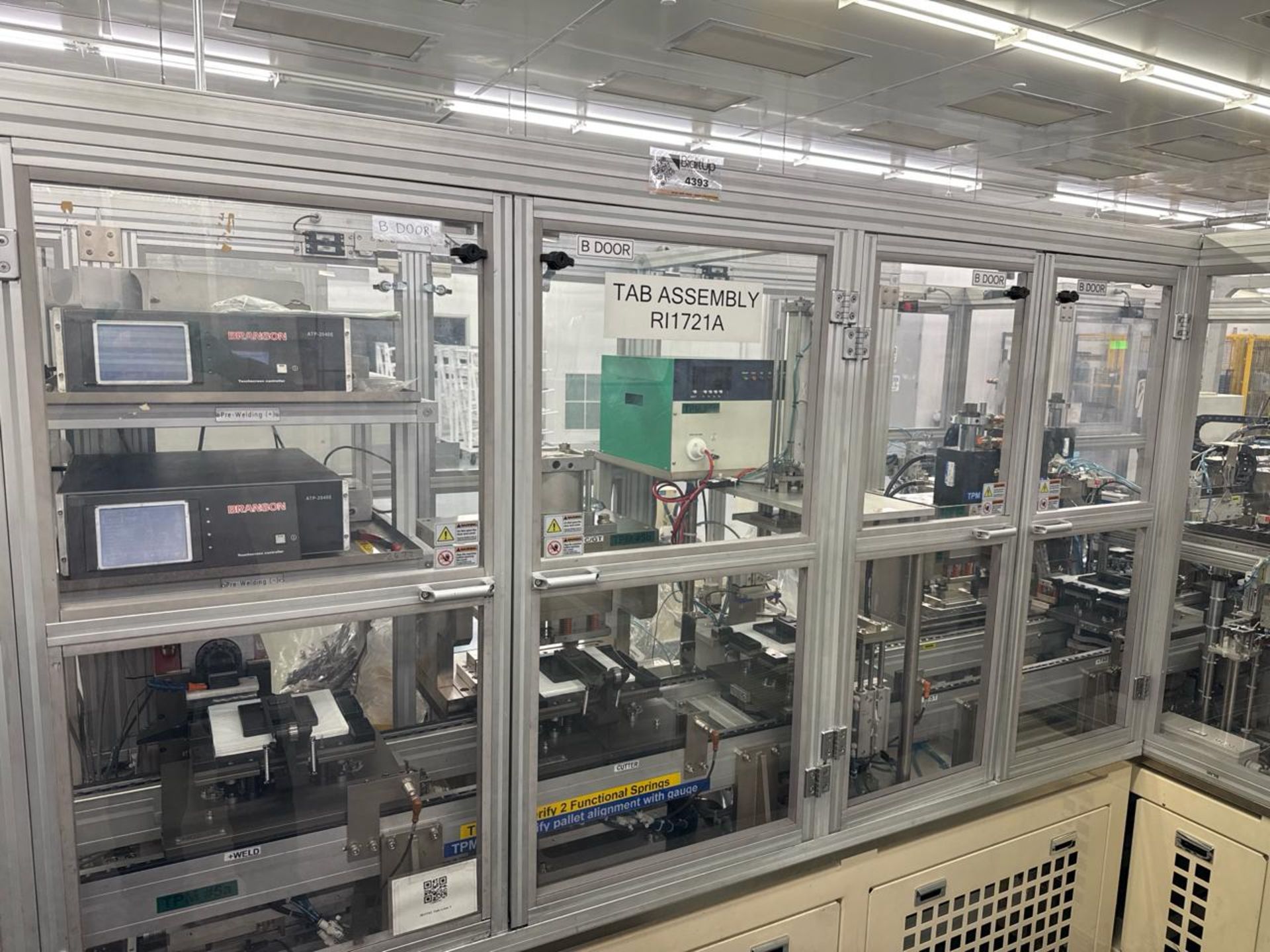 Battery cell tab assembly