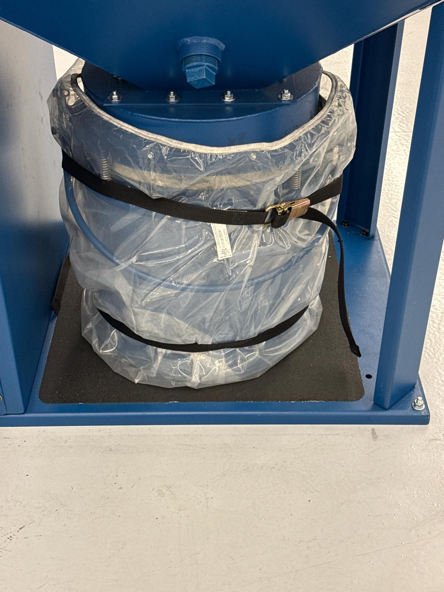 Donaldson Torit Downflo Oval (DFO 2-2) cartridge dust collector. - Image 4 of 7