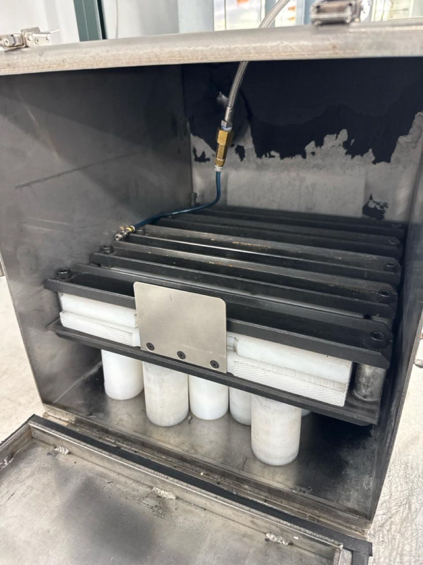 Stainless steel pressure box - Image 3 of 3