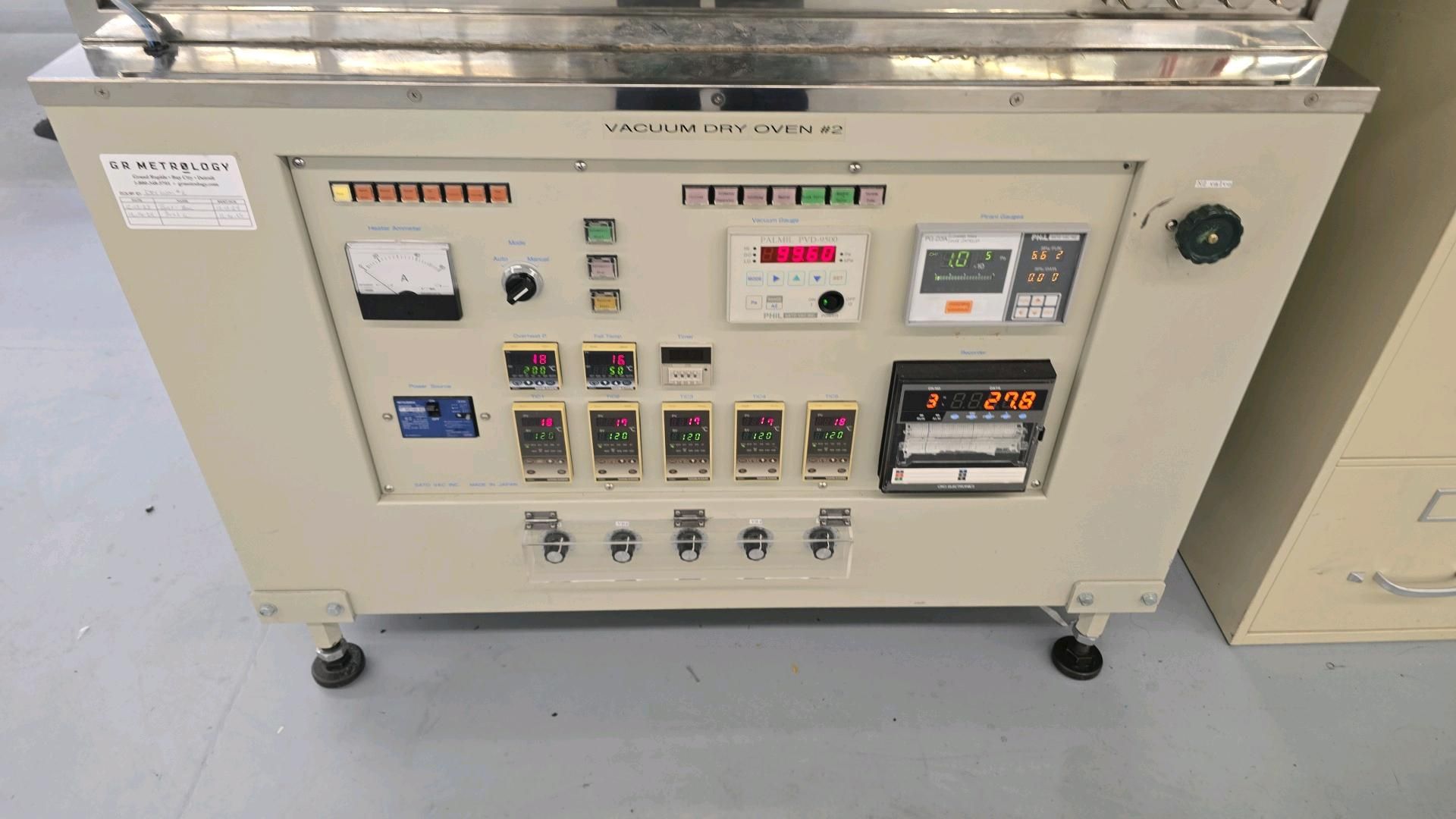 Phil Sato Vac Inc. DQ-75-SP-F Vacuum Dry Oven - Cathode - Image 3 of 13