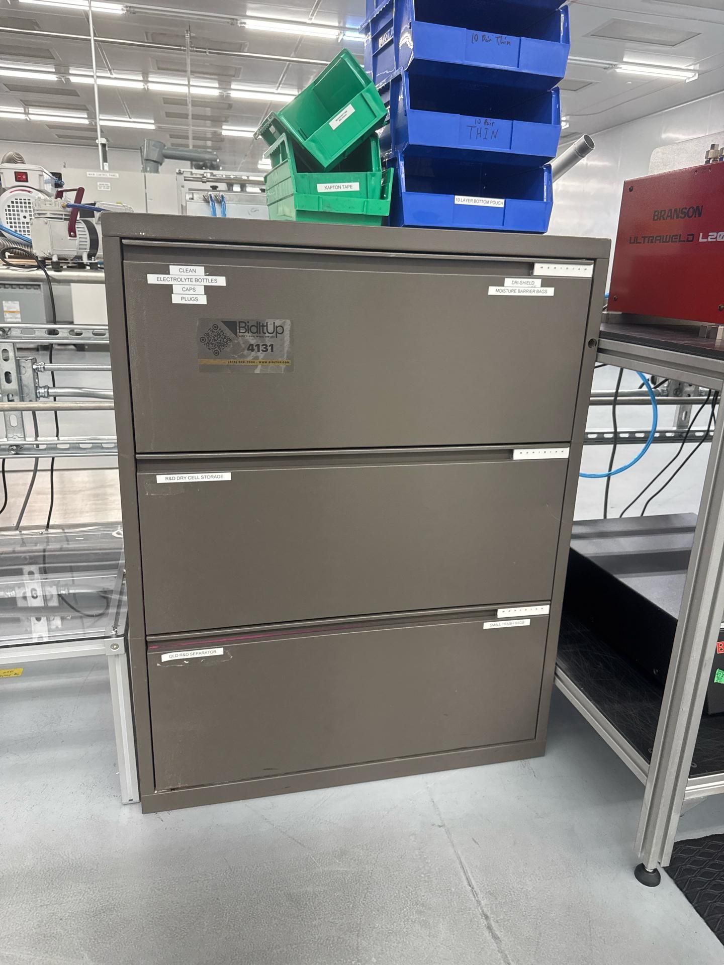 3 Drawer File Cabinet - Image 2 of 3