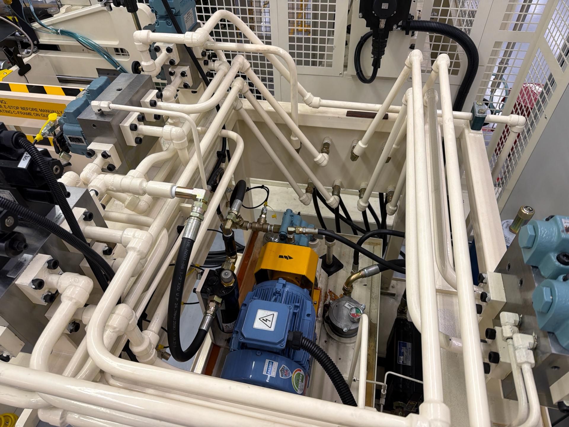 Industrial Hydraulic Power Unit with Hyundai Heavy Industries HS Series AC 3 Phase Induction Motor - Image 3 of 9