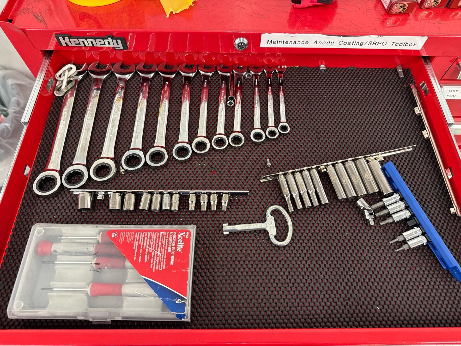 Kennedy Pro-Line 13 Drawer Mobile Tool Chest - Image 2 of 8