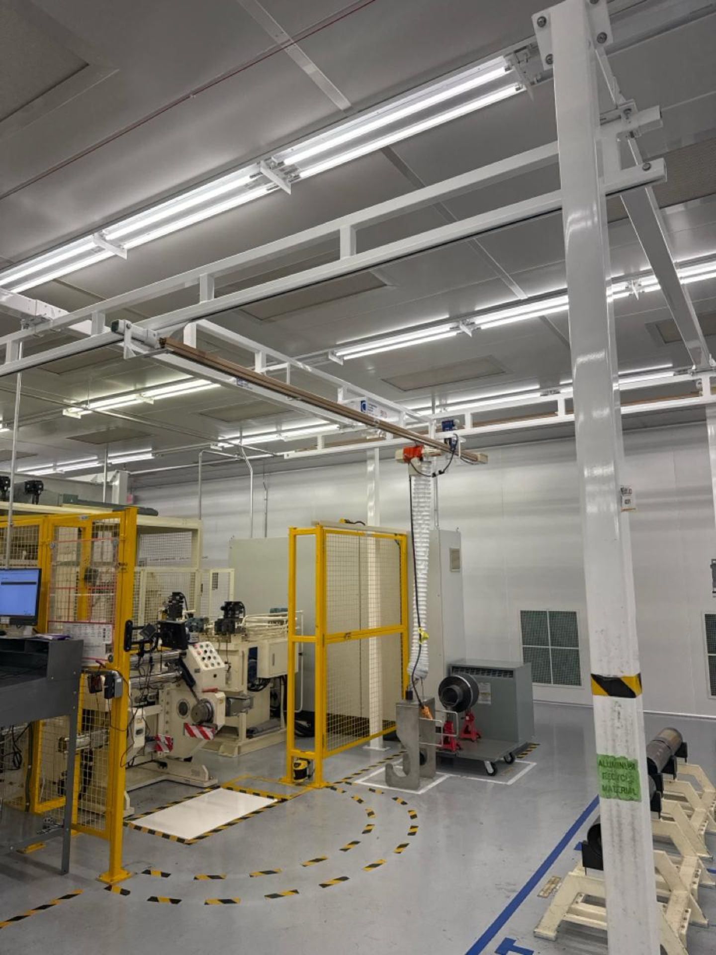 11' x 15' Carpenter Crain Hoist Station - Image 7 of 7