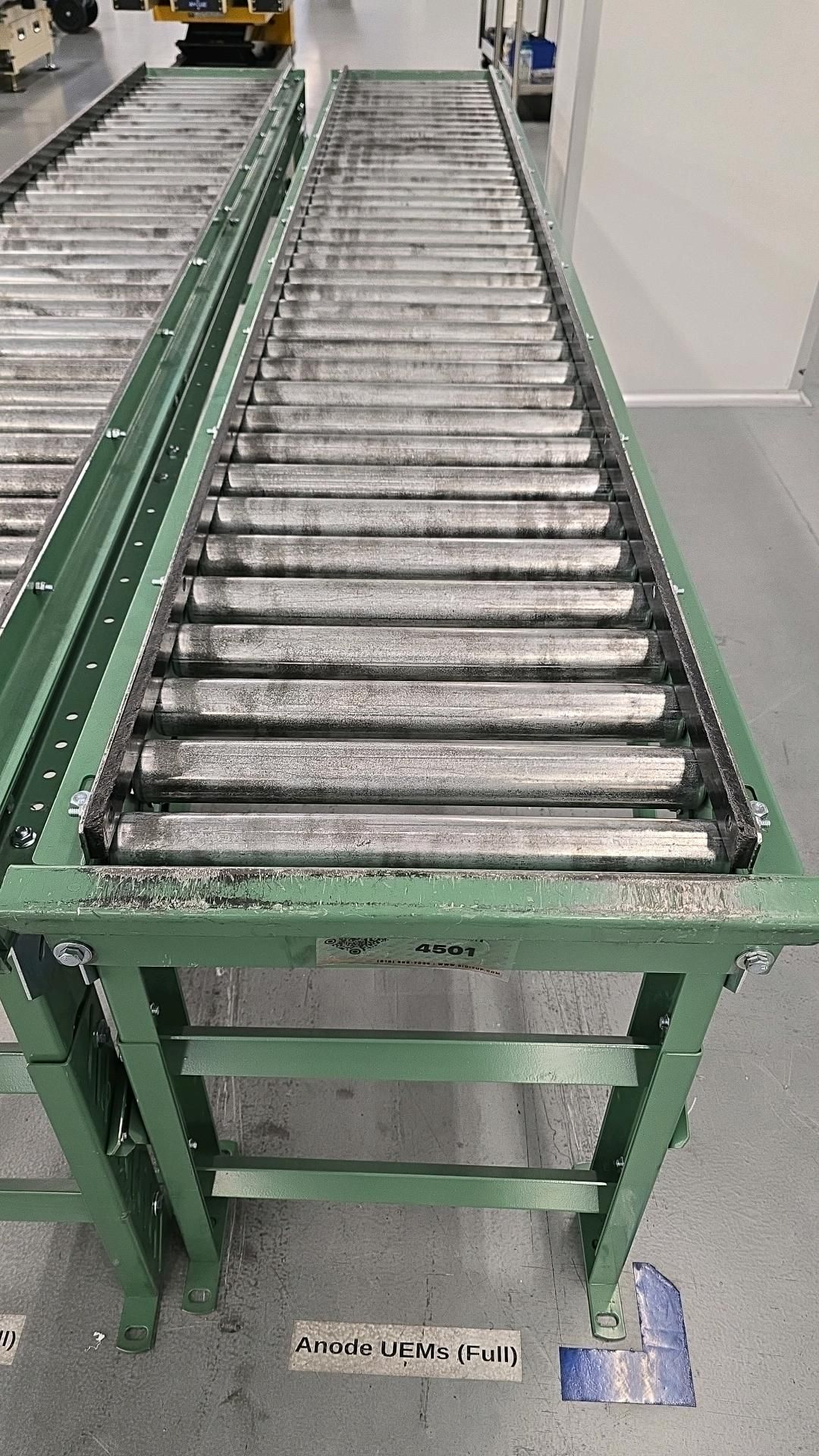 Roach 12' Roller Conveyor - Image 3 of 3