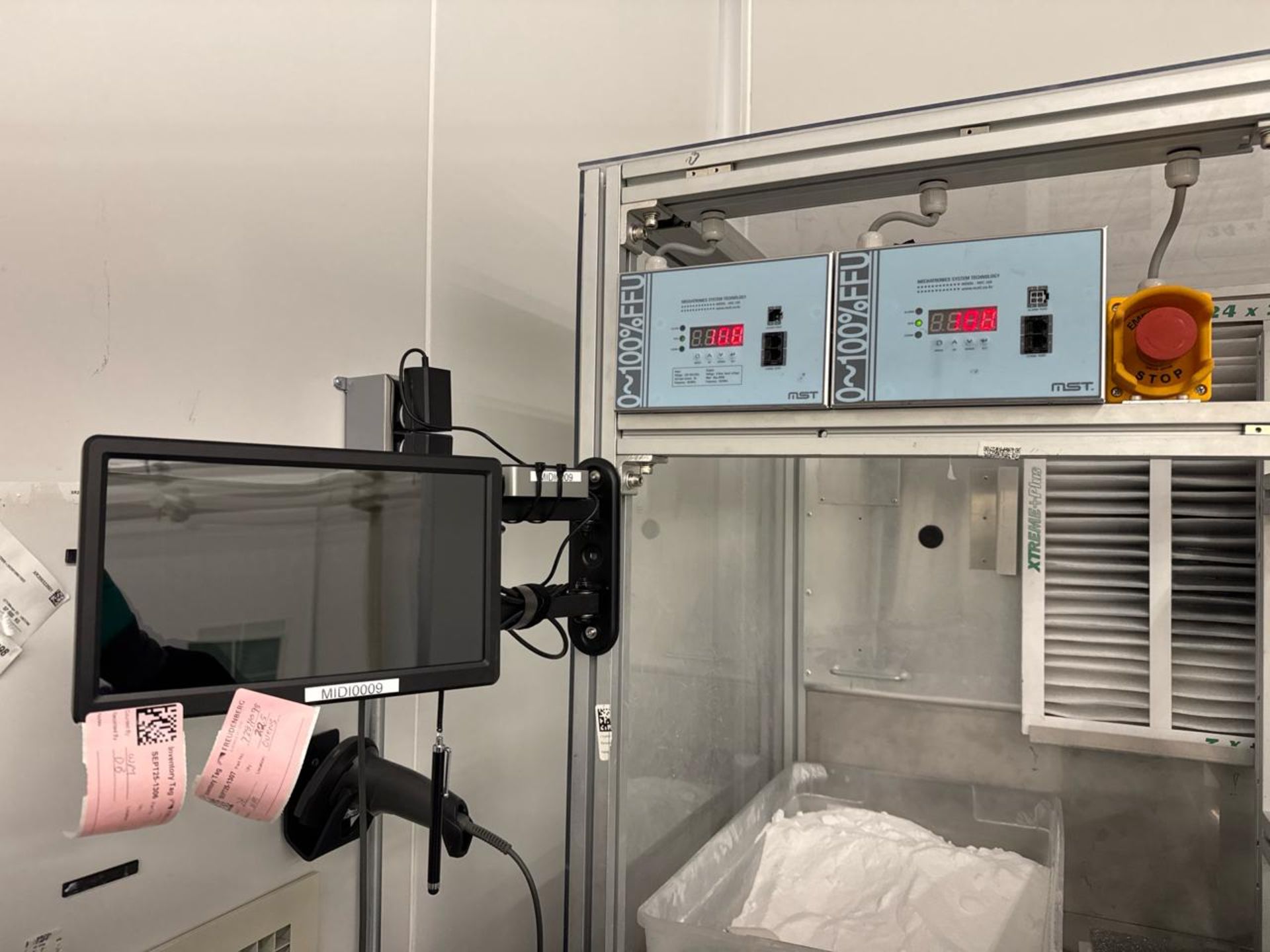 Oxalic Acid Booth - Image 4 of 7